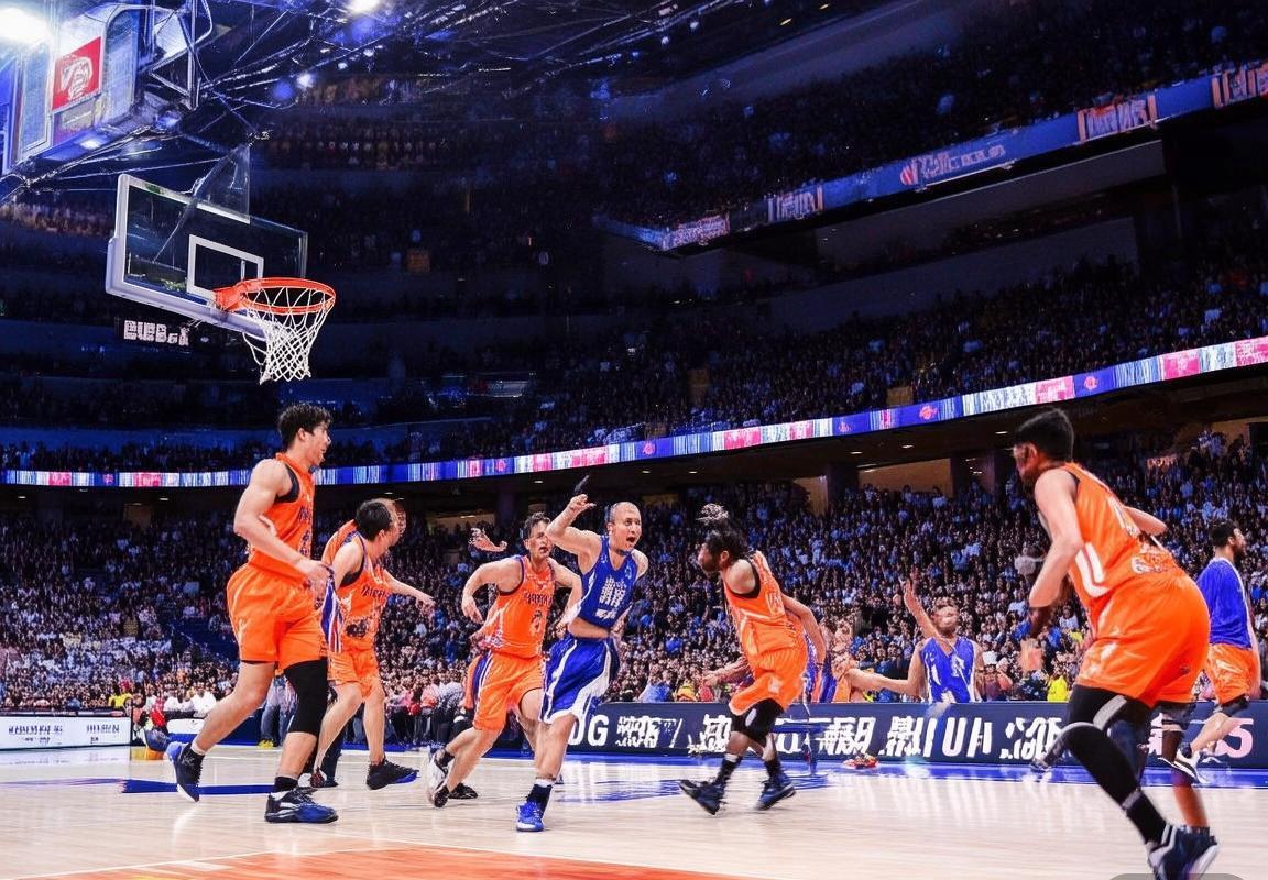 2020 CBA焦点对决：辽篮与青岛激情碰撞回顾