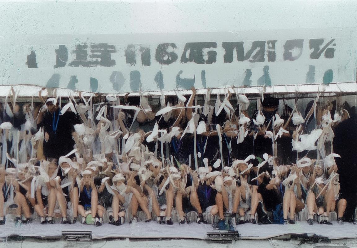 广东VS山东篮球赛精彩回顾：战术对决与球星闪耀